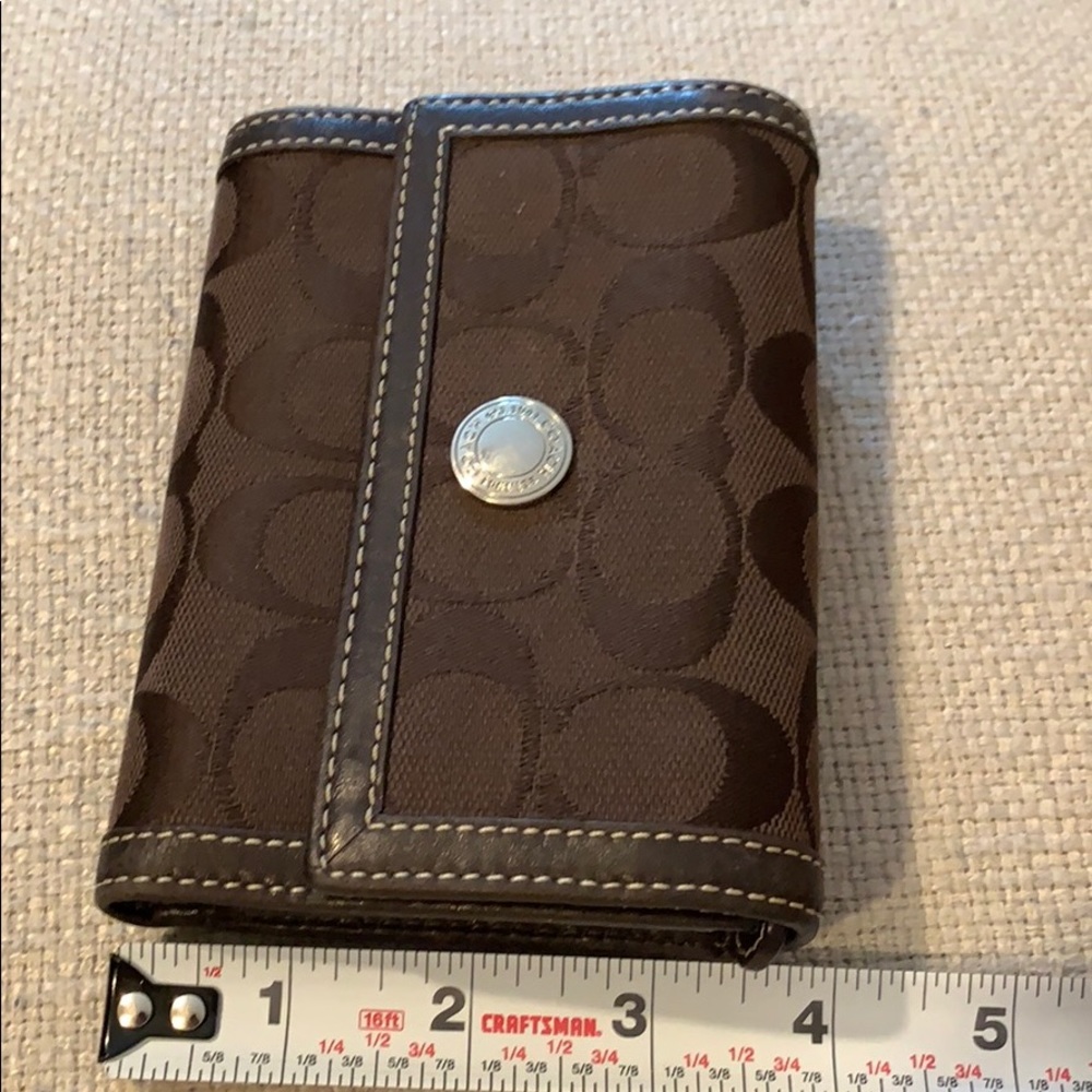 Coach brown canvas trifold wallet - Picture 10 of 11